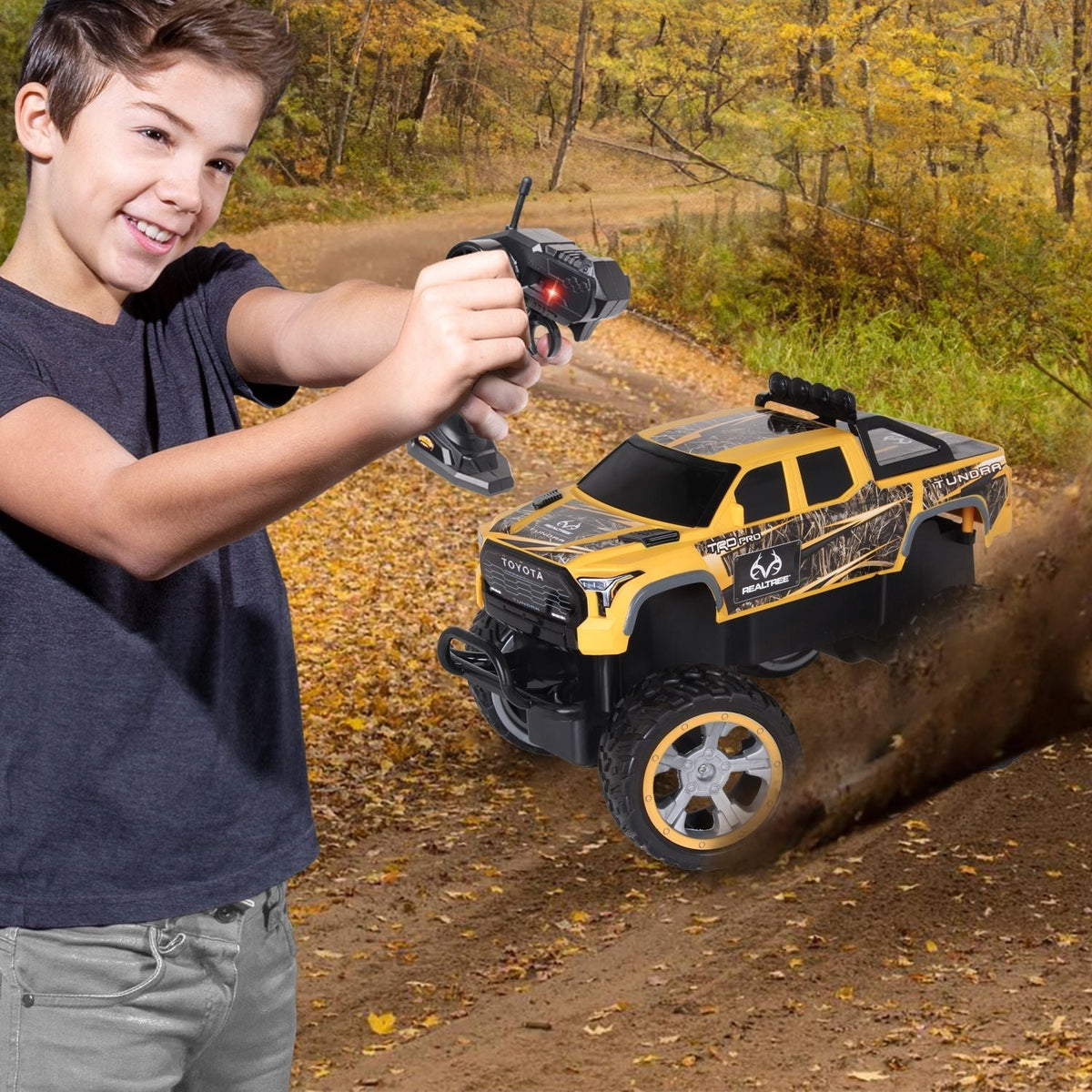 Realtree Toyota Yellow Tundra RC Car, 100-ft Range