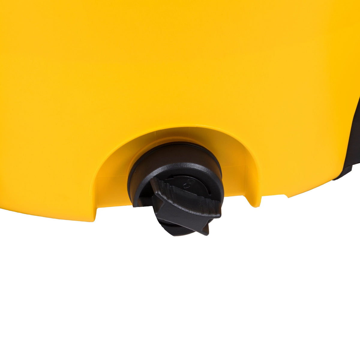 Dewalt Poly Wet/Dry Vacuum with 20-ft Power Cord, 53-L