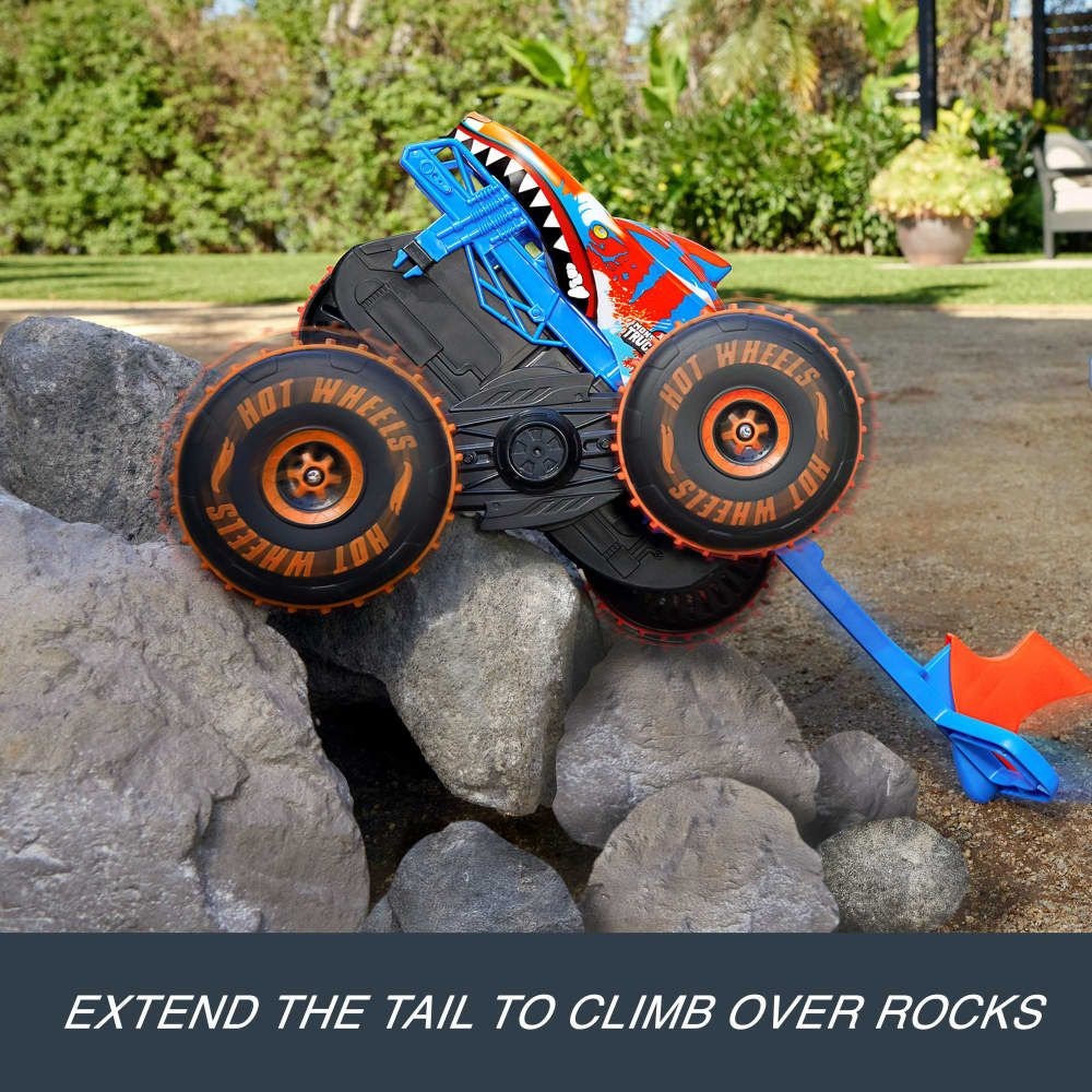 Hot Wheels Monster Tricls R/C Tiger Shark Climber for Ages 5+